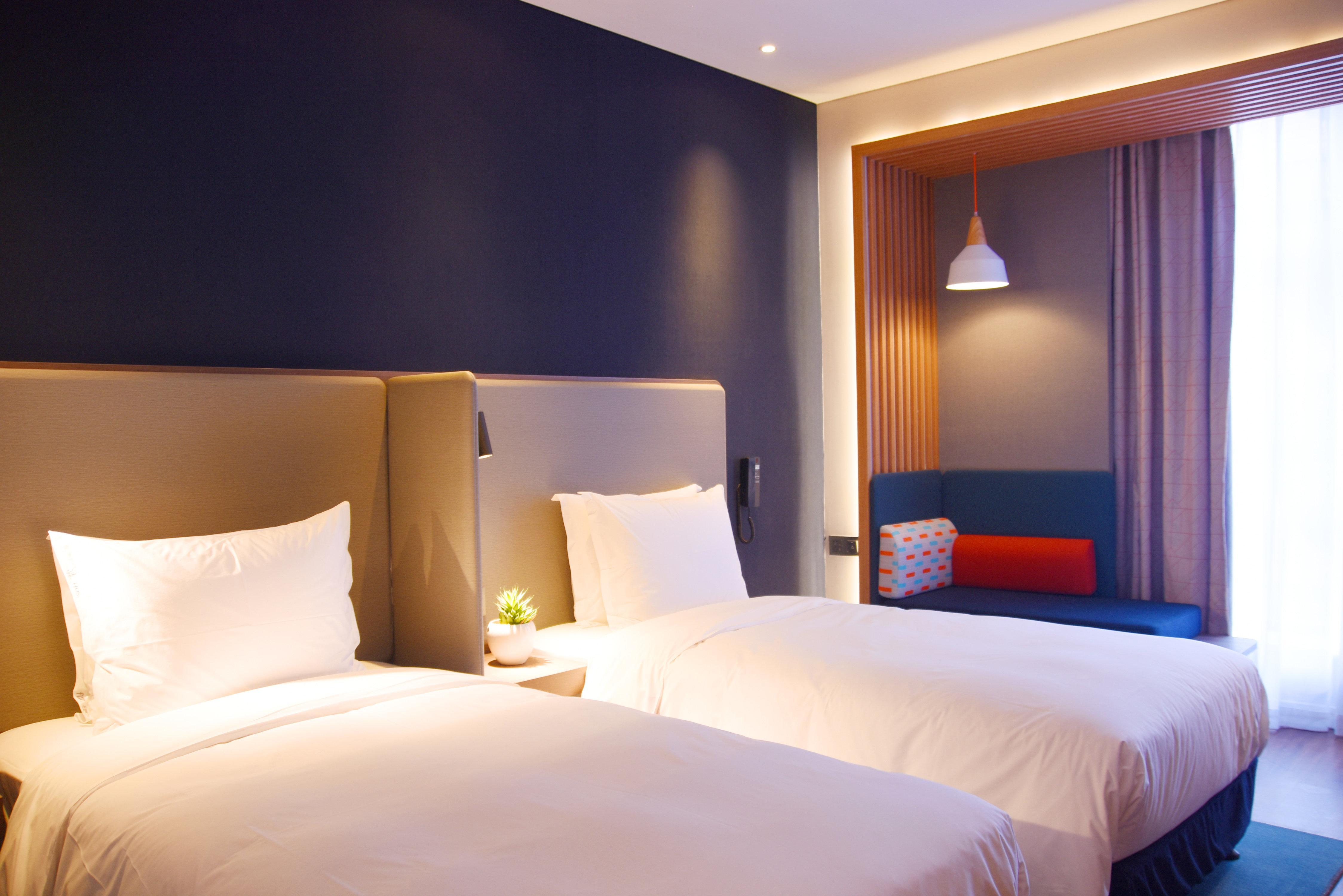 Holiday Inn Express Shanghai Gubei By Ihg Exterior photo